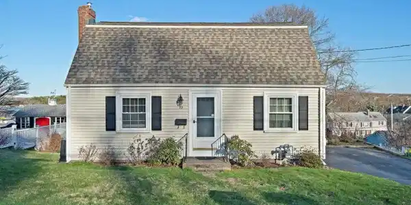 39 Great Hill Drive