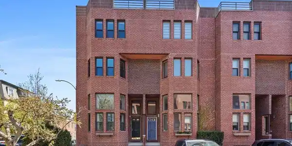 695 E 5th St