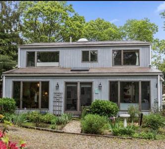 621 Locustfield Rd