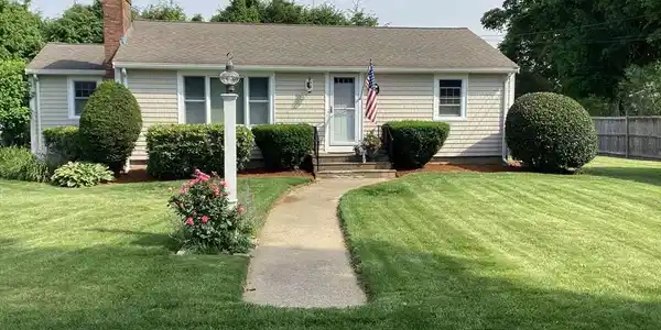 8 Saco Ave
