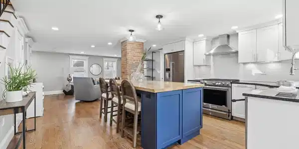 19 Linden St