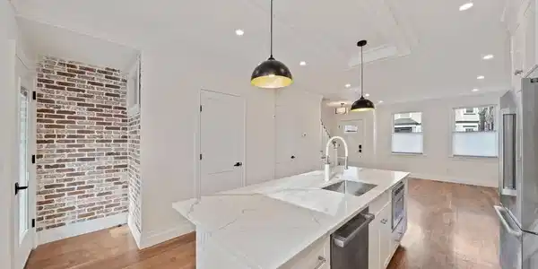 683 East 8th Street