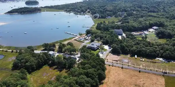 8 Over Jordan Rd