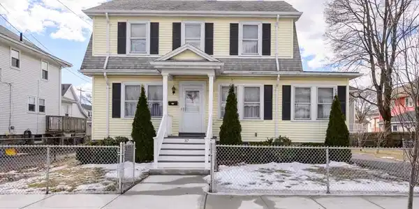 37 Thornton St