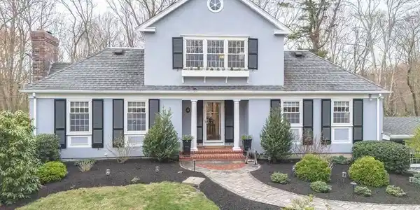 4 Evergreen Lane