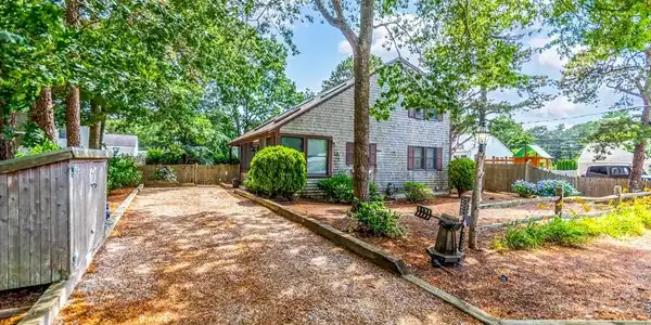 43 Seaspray Dr
