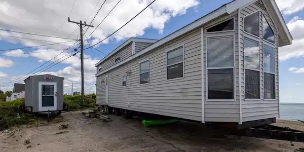 238 East Beach Rd
