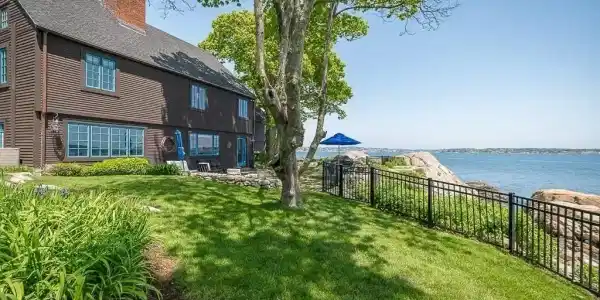 63 Dolliver Neck Drive