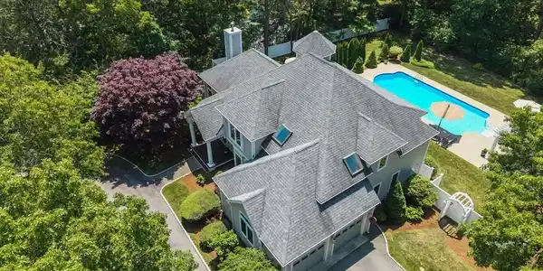 335 Falmouth Woods Rd