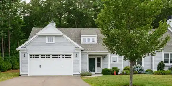 6 Spinnaker Cir