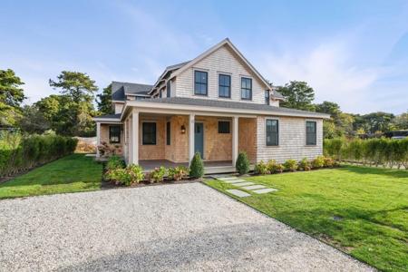11 Fawn Ln