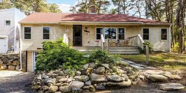45 Indian Neck Road