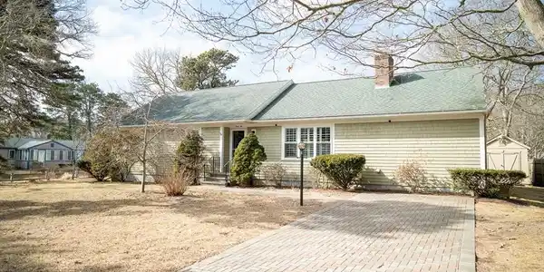 42 Peregrine Ln