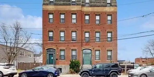 89 Pearl St
