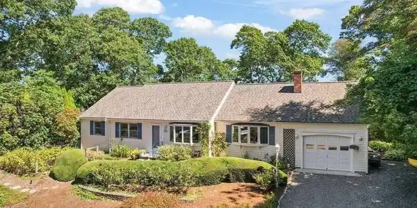 82 Dale Dr.