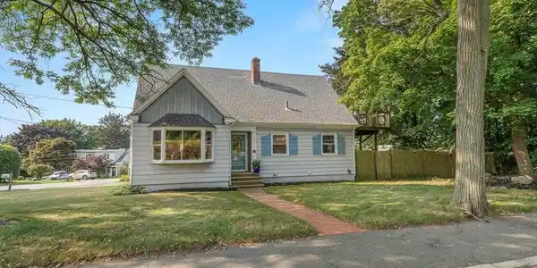 243 Nahant Rd