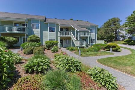 93 Chilton Ln