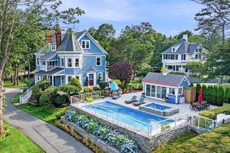 179 Beach Bluff Ave