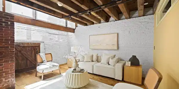 120 Fulton St