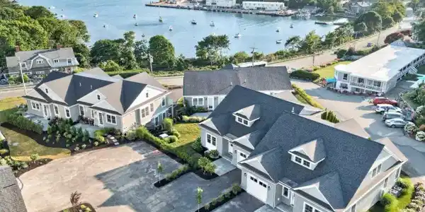 533 Woods Hole Road
