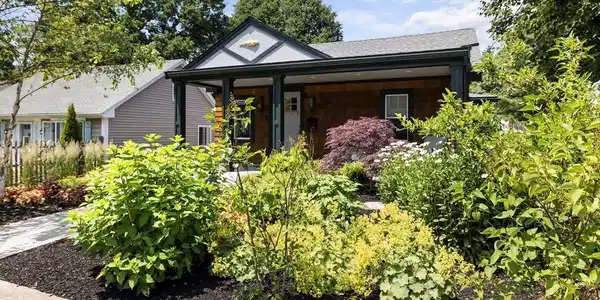 23 Puritan Rd