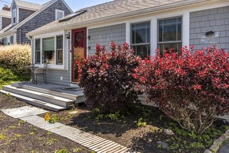 2 Feake Avenue