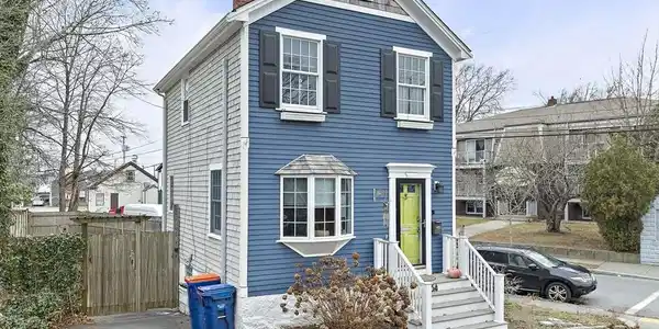 54 William St