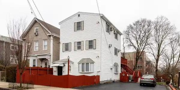 41 Webster Ave