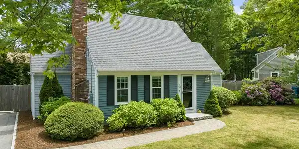 24 E Harbor Dr