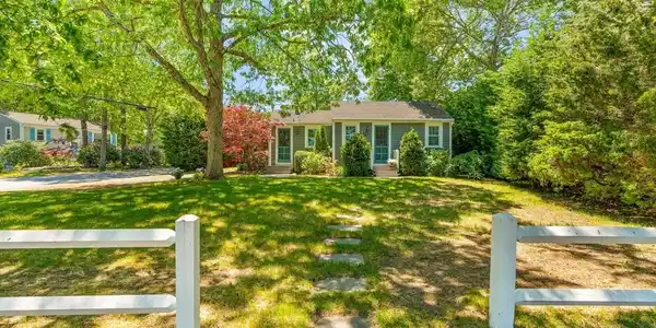 157 Wading Place Rd