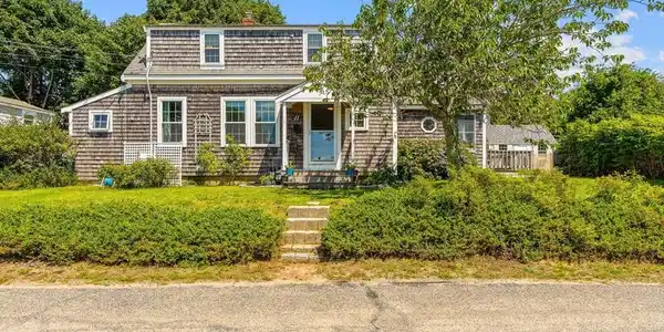 11 Rosetta Street