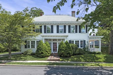 14 Currier Road