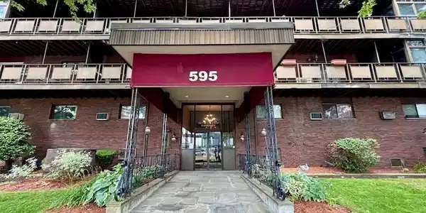 595 Revere Beach Pkwy