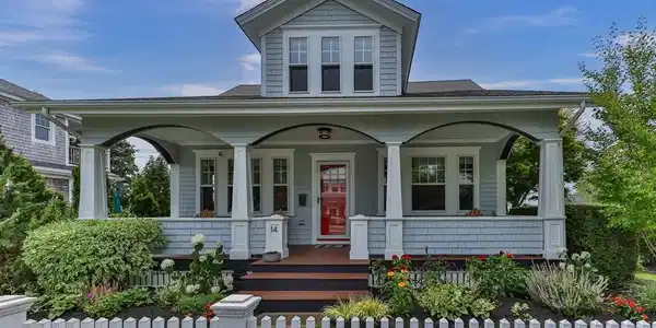 14 Brewster Street