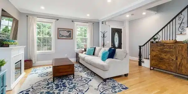 4 Goodwin Ct