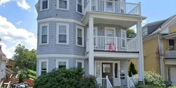 81 Billings St