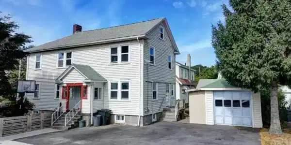2 Williams St