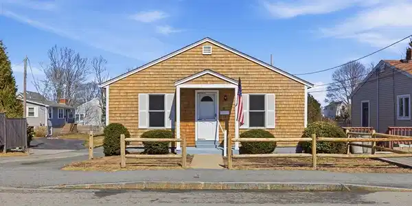 6 Parker St