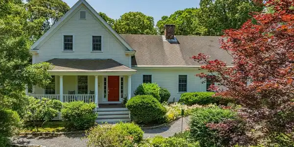 69 Martingale Ln