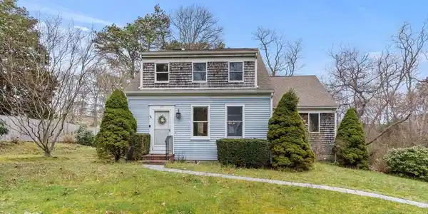 376 Pleasant Bay Rd