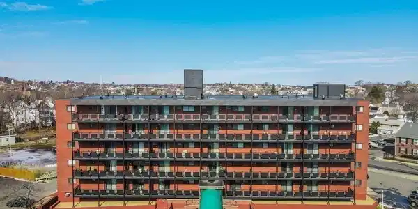 585 Revere Beach Pkwy