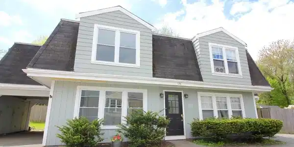 126 Green St