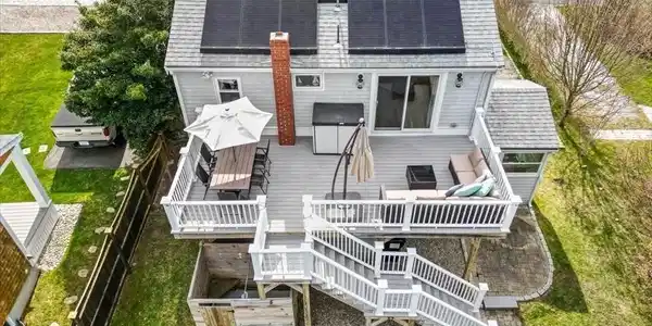 7 Bodfish Ave