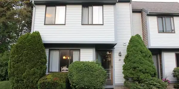 21 Chestnut Cir