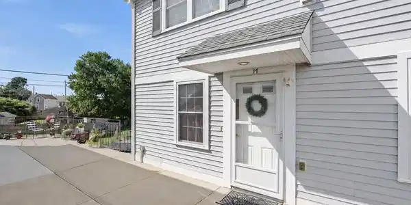 166 Pinehurst Ave
