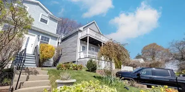 1047 Revere Beach Pkwy