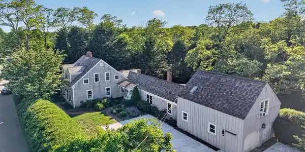 7 Fox Hill Rd