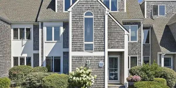 25 Highland Terr.