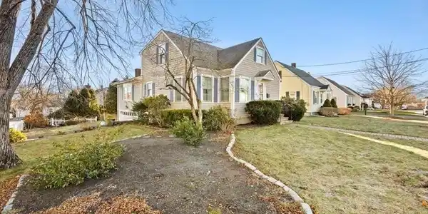 58 Randall Ave