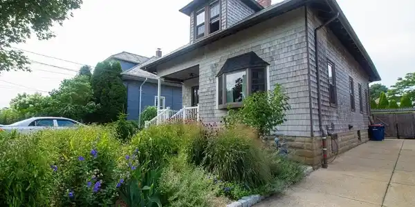 15 Calumet St